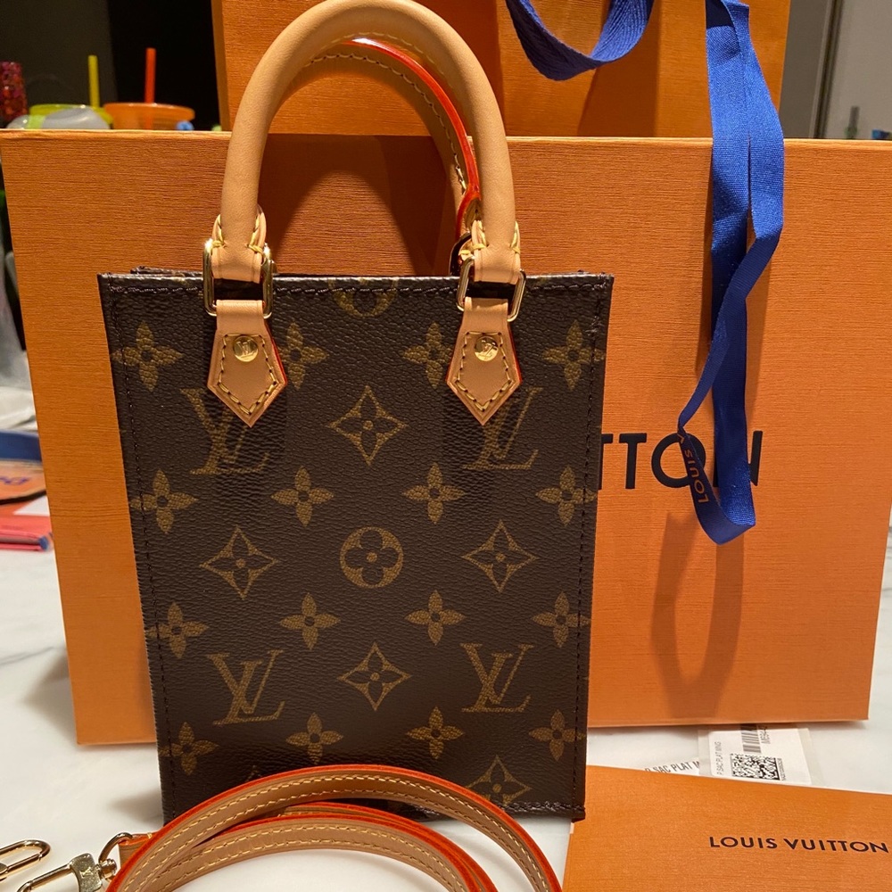 Louis Vuitton Petit Sac Plat Bag, like new